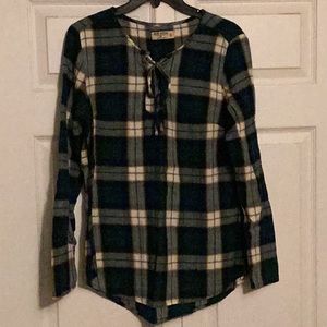 Scoop neck lace up front flannel